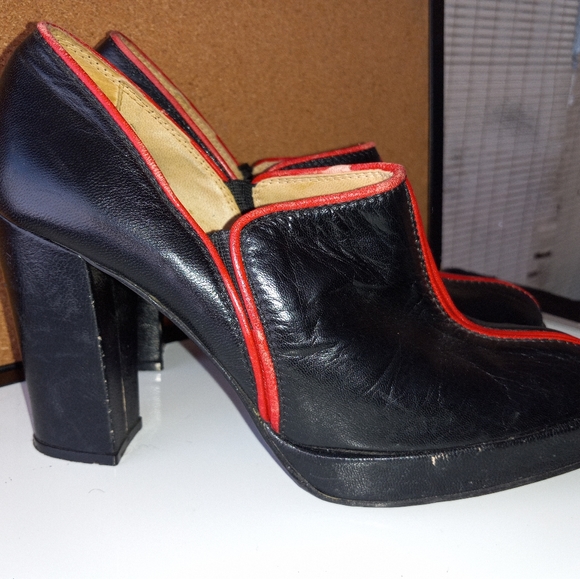 Black and red leather Italian clogs - Picture 10 of 11